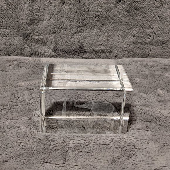 Crystal Glass Cube 3-D Elephant Palm Tree Safari Scene Laser Cut Paperweight - Picture 3 of 8